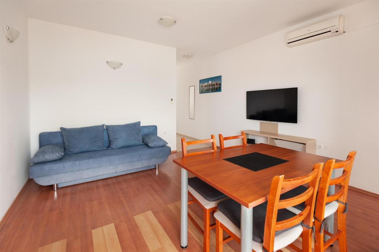 Apartments Lumaduma Trogir Exterior photo