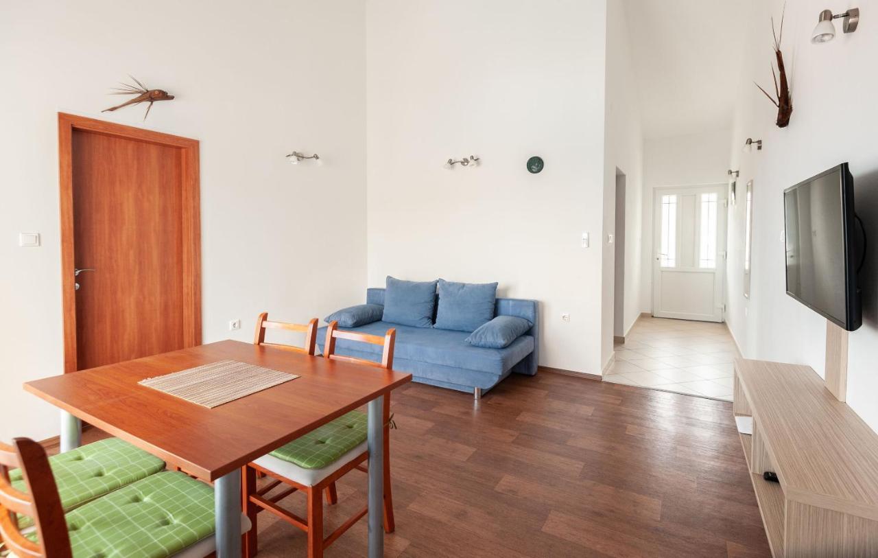 Apartments Lumaduma Trogir Exterior photo